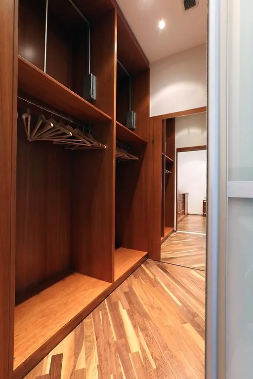 Apartment-Oberlaa Vienna 0*,  Austria